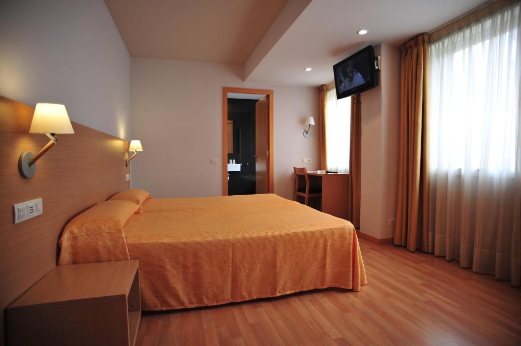 Hotel Windsor Santiago de Compostela Exterior foto