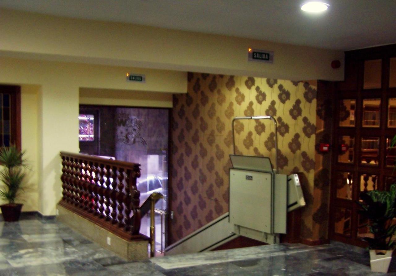 Hotel Windsor Santiago de Compostela Exterior foto