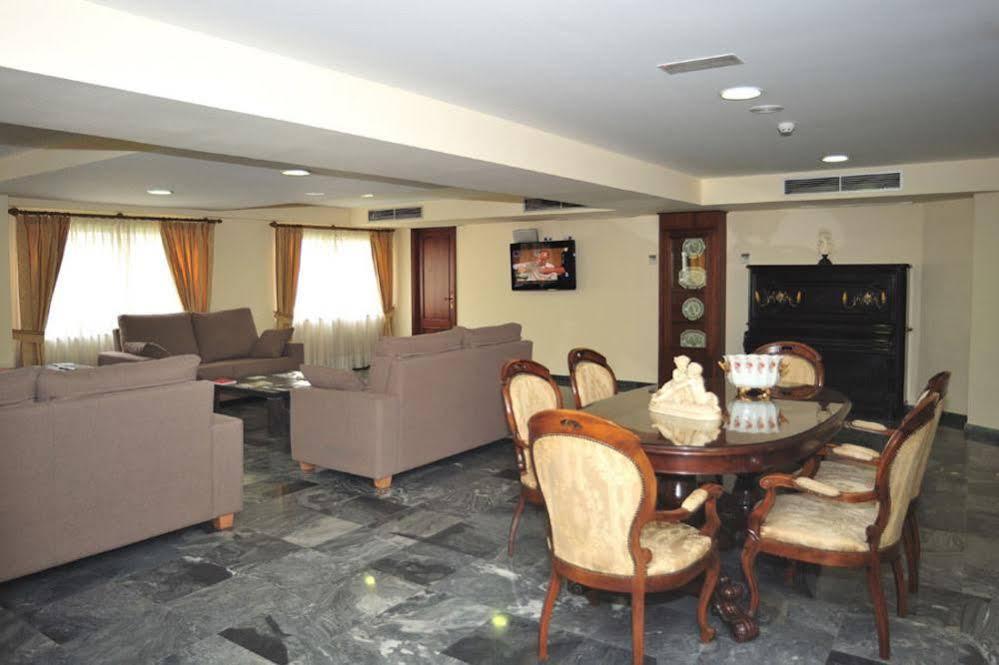 Hotel Windsor Santiago de Compostela Exterior foto